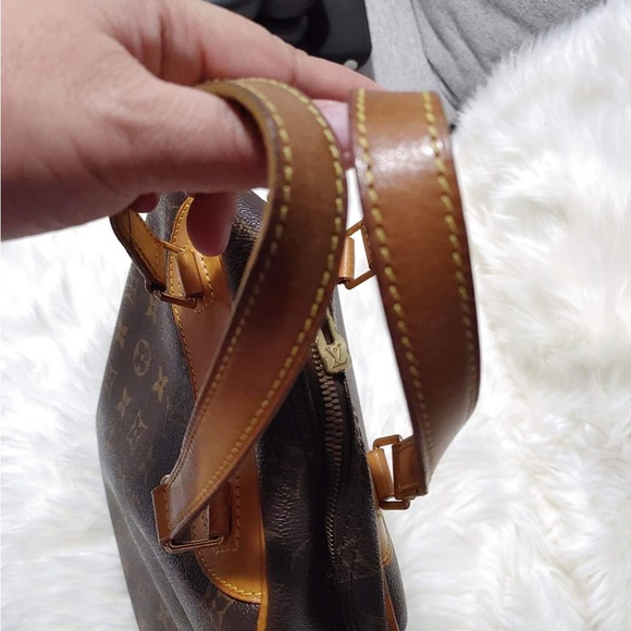 Authentic Louis Vuitton Brown Monogram Canvas Excursion Shoe Travel Bag - Picture 11 of 12